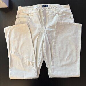 Bandolino White Straight-Leg Jeans | Size 14